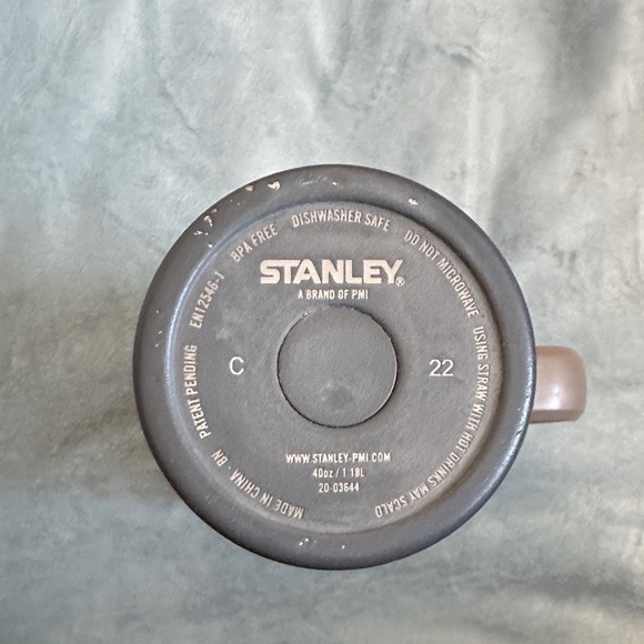 Stanley Charcoal Travel Mug with Handle - Picture 2 of 2